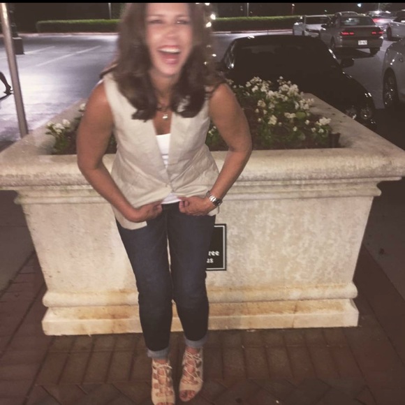 Meet your Posher, Sherri - Picture 1 of 1